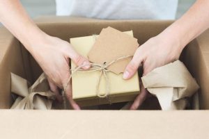 Come imballare e spedire i vostri regali