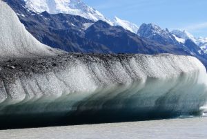 1230450_tasman_lake_iceberg