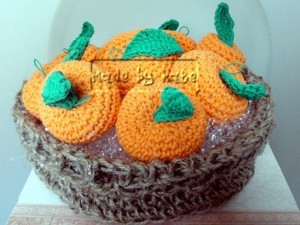 http-madebykate-wordpress-com-2010-07-10-uncinetto-cesto-di-mandarini