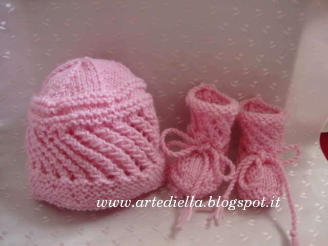 scarpette cappello neonato ferri modello