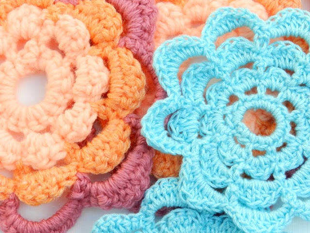 fiori a crochet