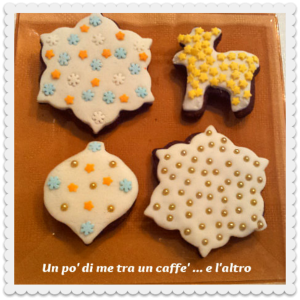 2012-11-27-08-biscotti-decorati-per-Natale