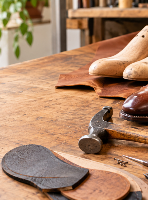 Corsi per calzolai: scarpa artigianale e strumenti da calzolaio